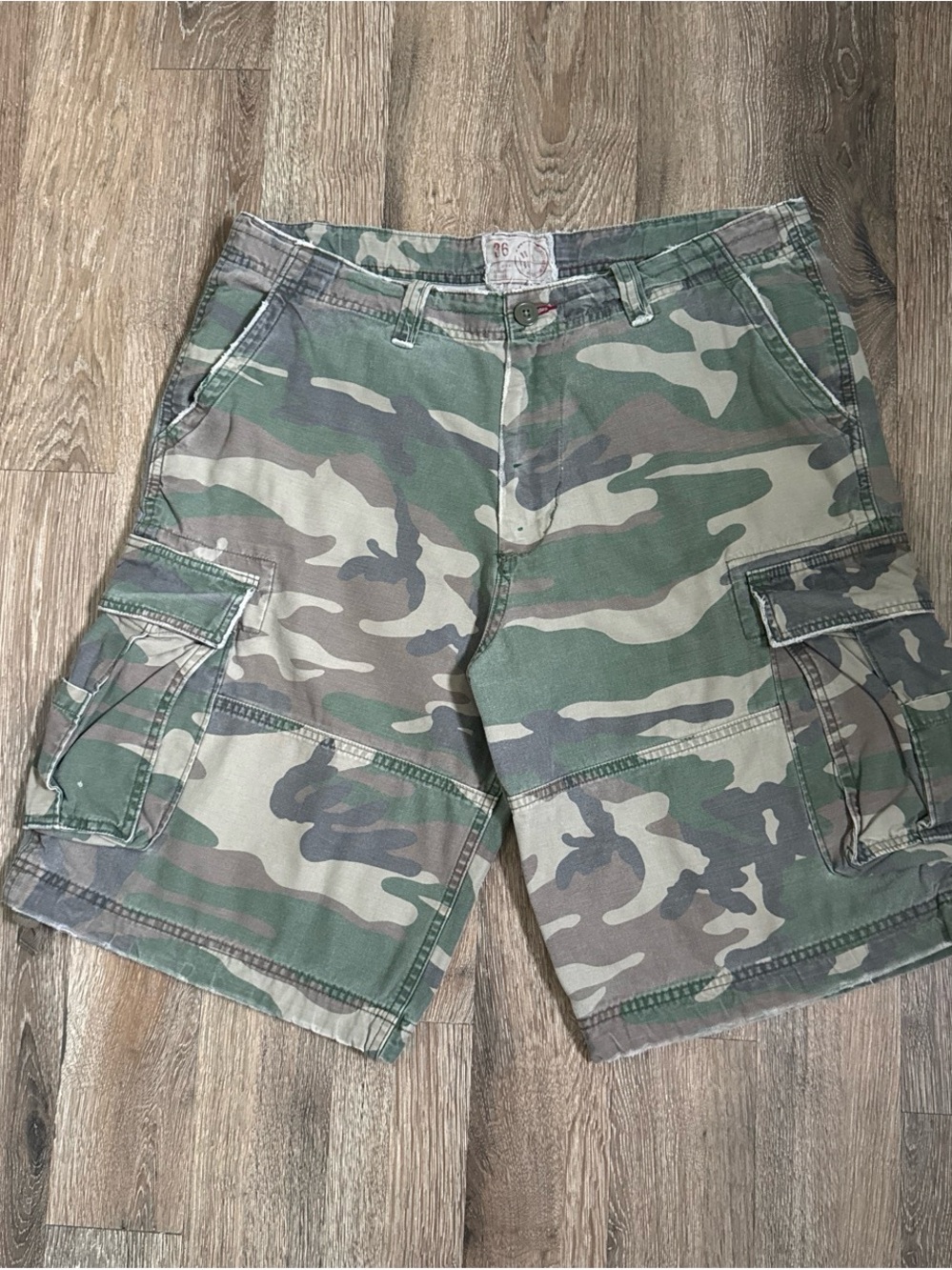 Mens Vintage Camo Cargo Shorts